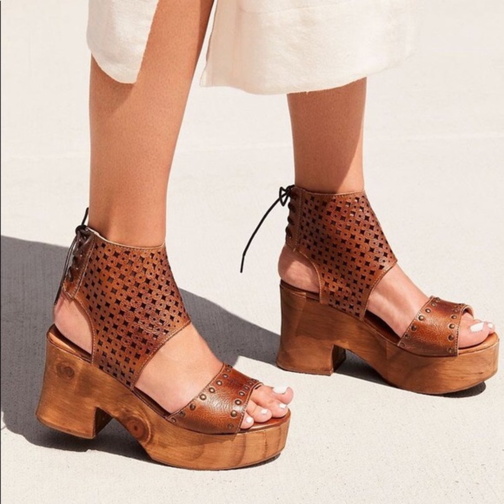 Free people Bed Stu Mollie clogs